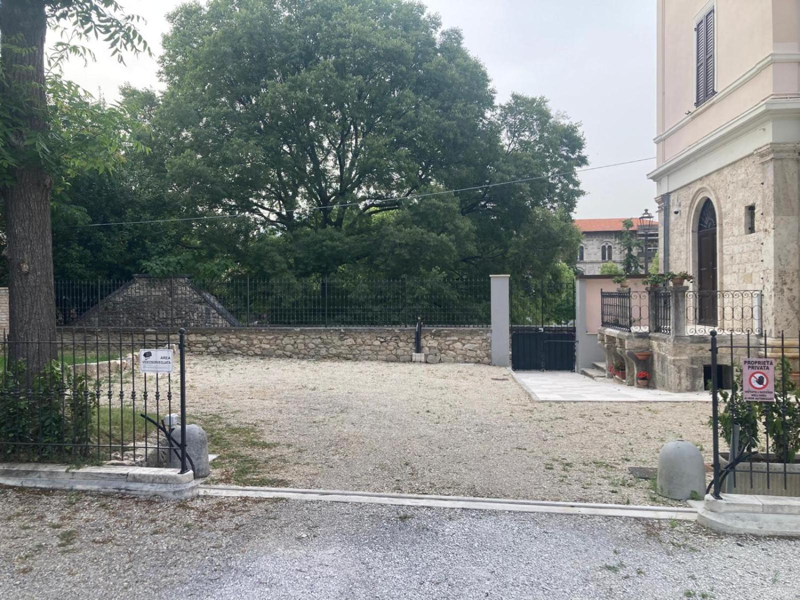 Villino Mari Camere Con Parcheggio Privato Gratuito Асколи Пичено Екстериор снимка