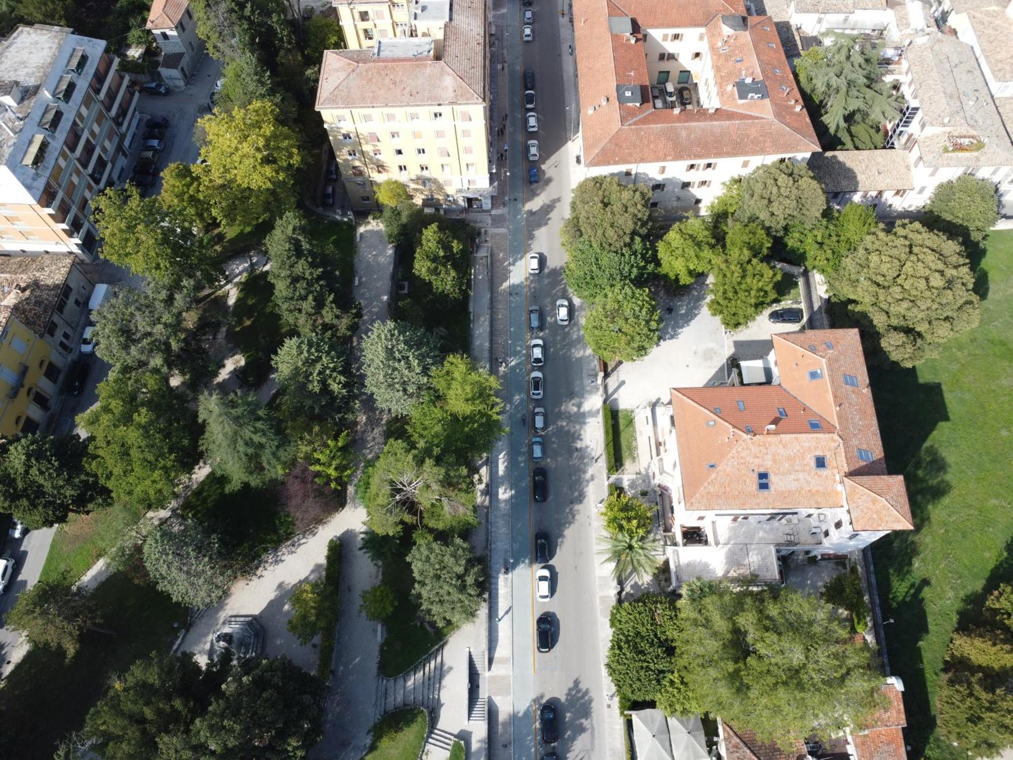 Villino Mari Camere Con Parcheggio Privato Gratuito Асколи Пичено Екстериор снимка